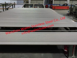 Stainless steel corrugated tube